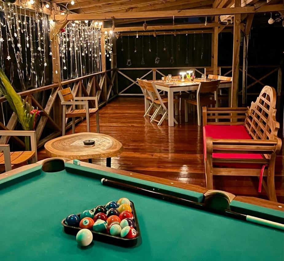 Eden Jungle Lodge Bocas Town Bagian luar foto